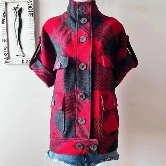 Built By Wendy Preppy Plaid Red Gray Button Cape Coat Size XS - Picture 1 of 11